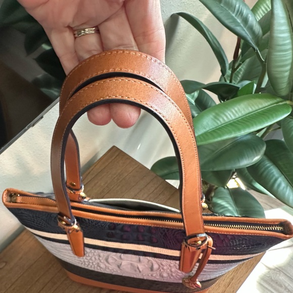 NEW - Brahmin Multi-Color Croc-Embossed Should Bag - See Video! - Picture 11 of 16